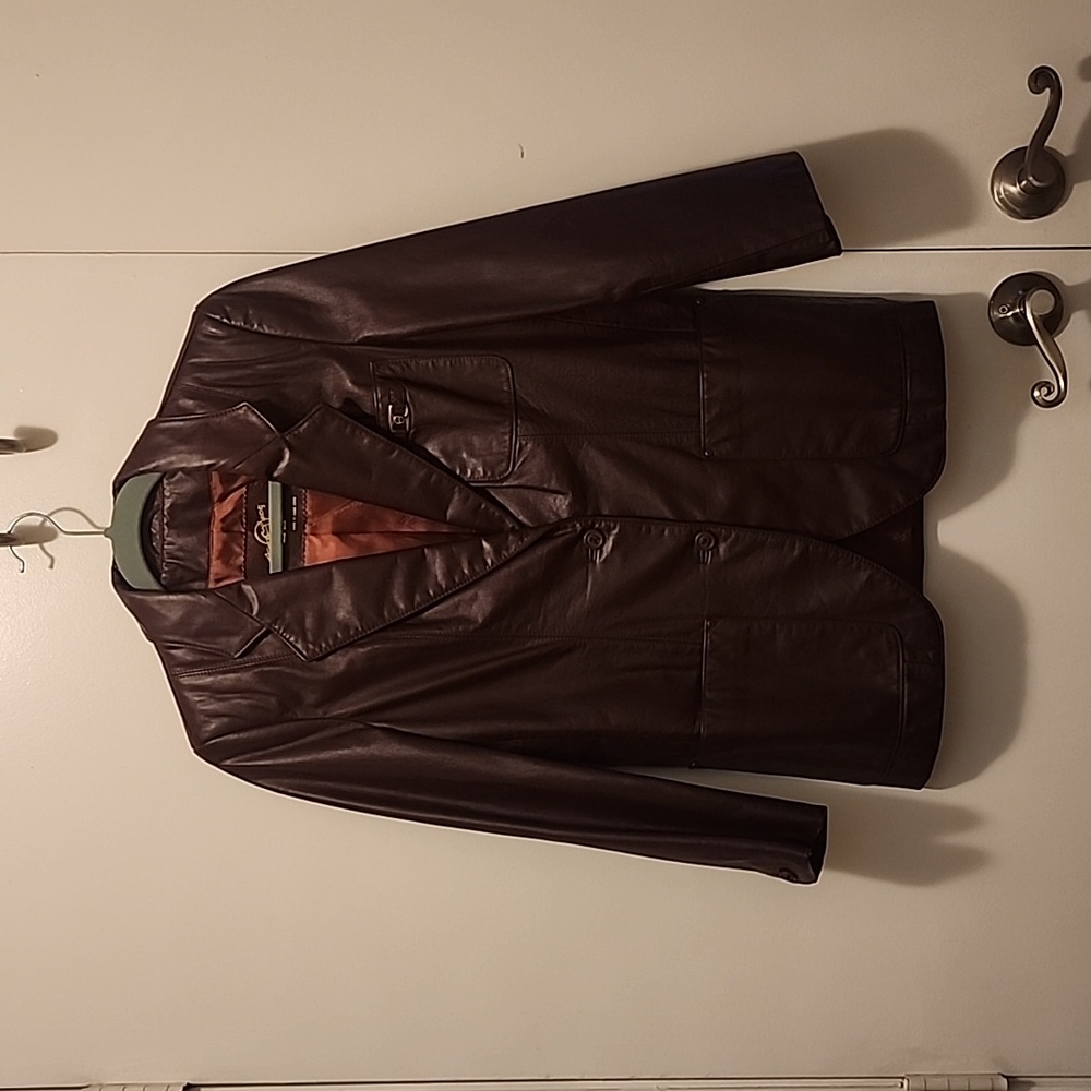 SZ 6 ETIENNE AIGNER LEATHER JACKET, BROWN. GREAT SHAPE